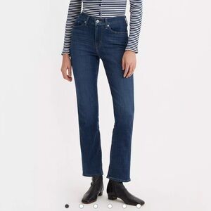 Levi Classic Straight jeans